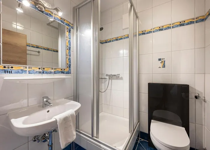 Am Reitecksee フラッハウ